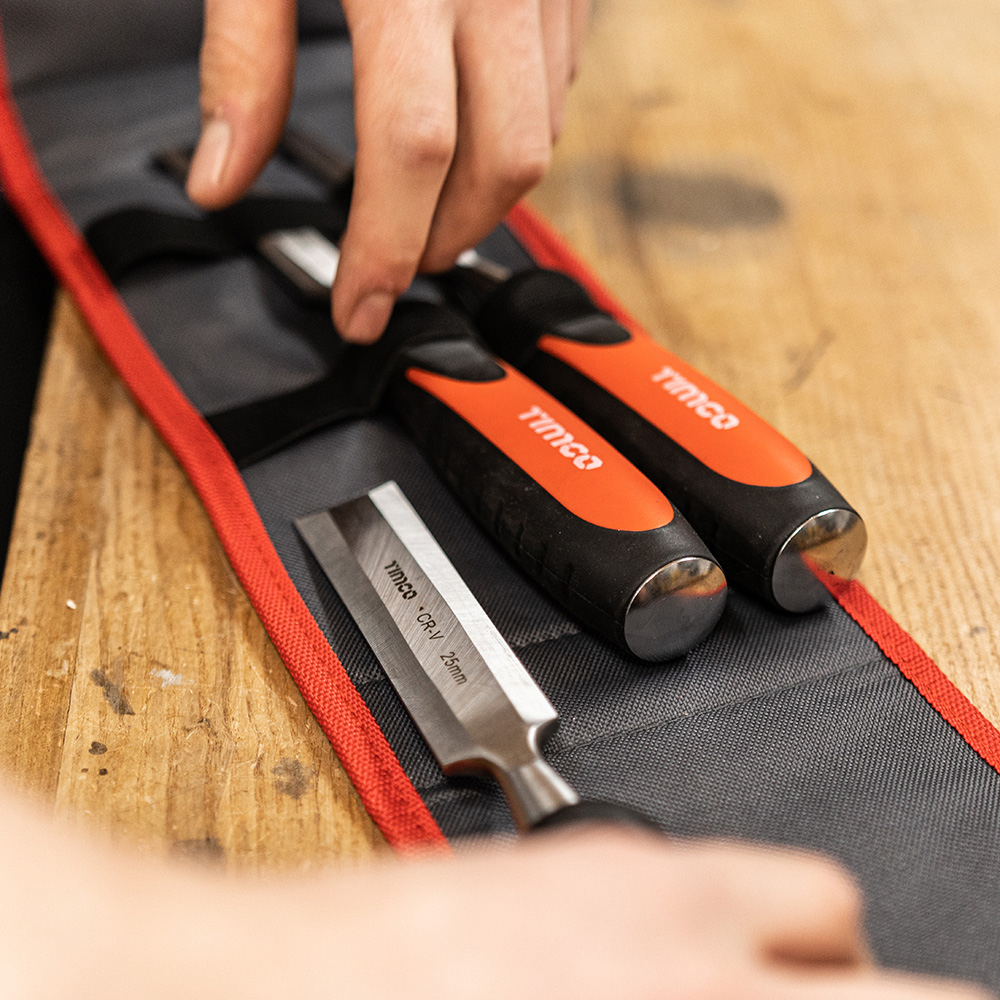 Bevel Edge Wood Chisel Set 3pc - lifestyle